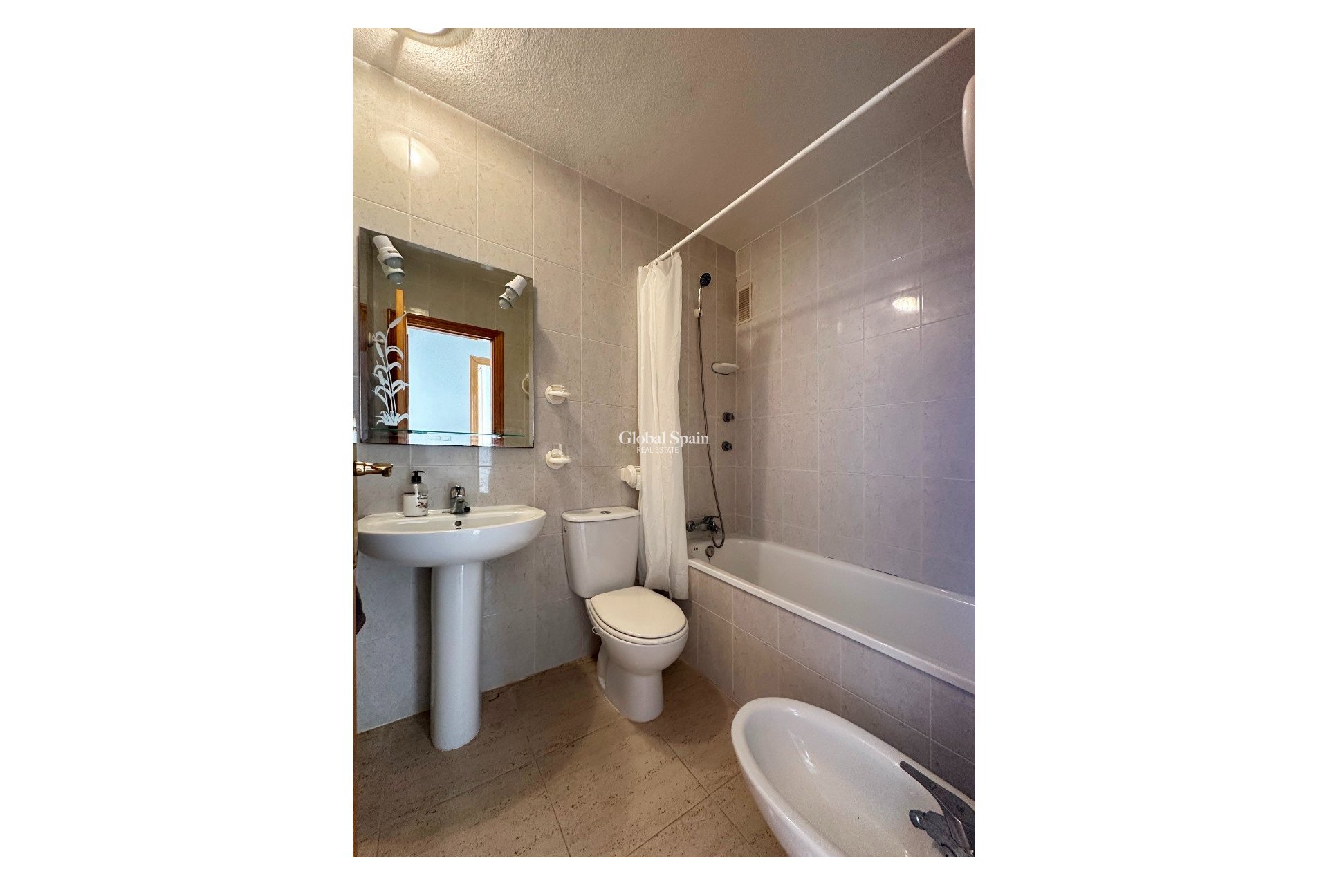 Odsprzedaż - MIESZKANIE -
SAN MIGUEL DE SALINAS - Inland