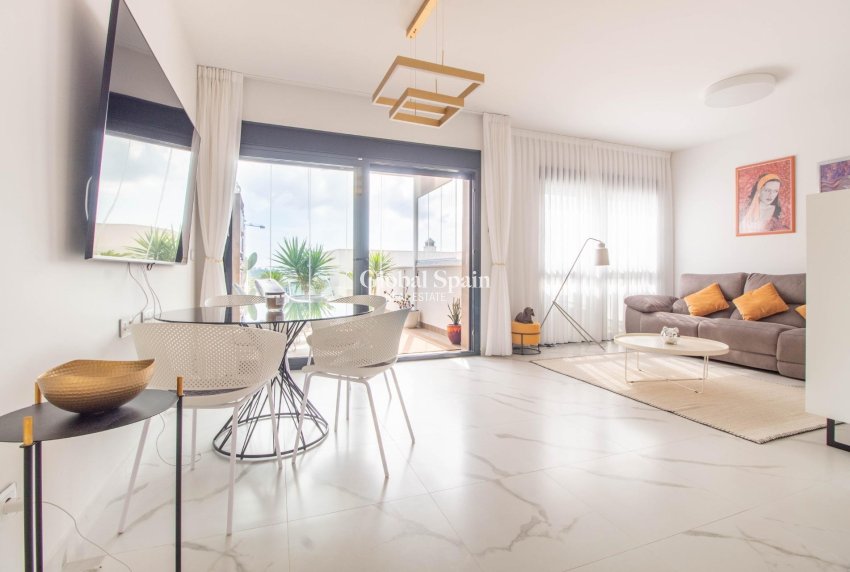 Odsprzedaż - MIESZKANIE -
SAN MIGUEL DE SALINAS - San Miguel de Salinas