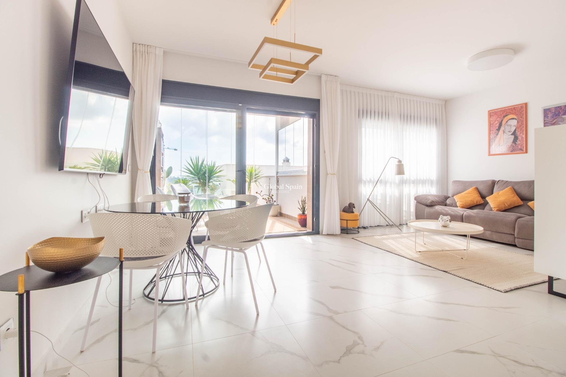 Odsprzedaż - MIESZKANIE -
SAN MIGUEL DE SALINAS - San Miguel de Salinas