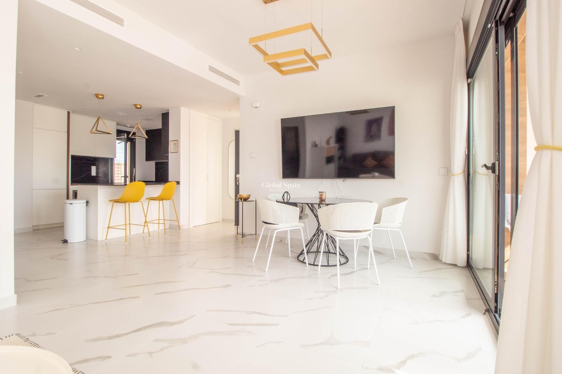 Odsprzedaż - MIESZKANIE -
SAN MIGUEL DE SALINAS - San Miguel de Salinas