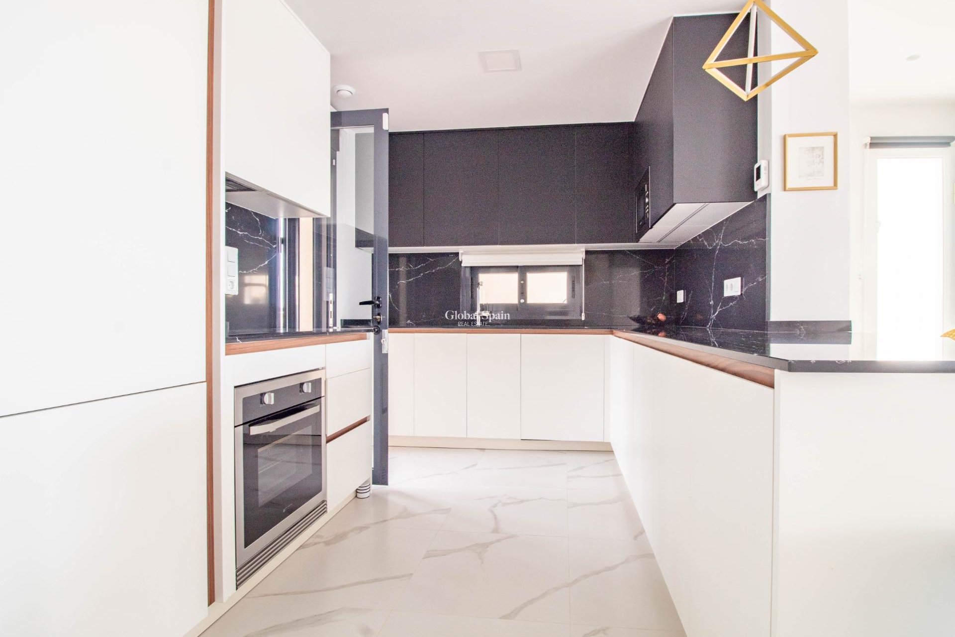 Odsprzedaż - MIESZKANIE -
SAN MIGUEL DE SALINAS - San Miguel de Salinas