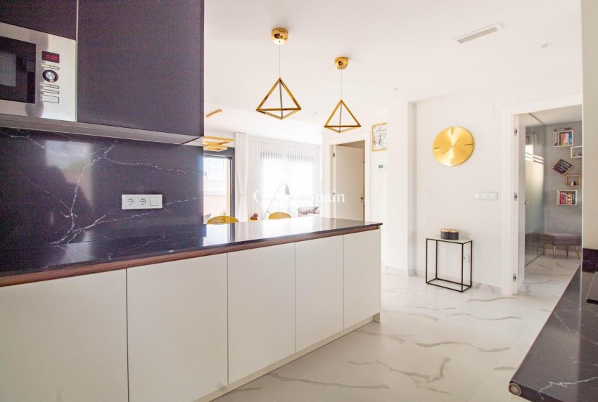 Odsprzedaż - MIESZKANIE -
SAN MIGUEL DE SALINAS - San Miguel de Salinas