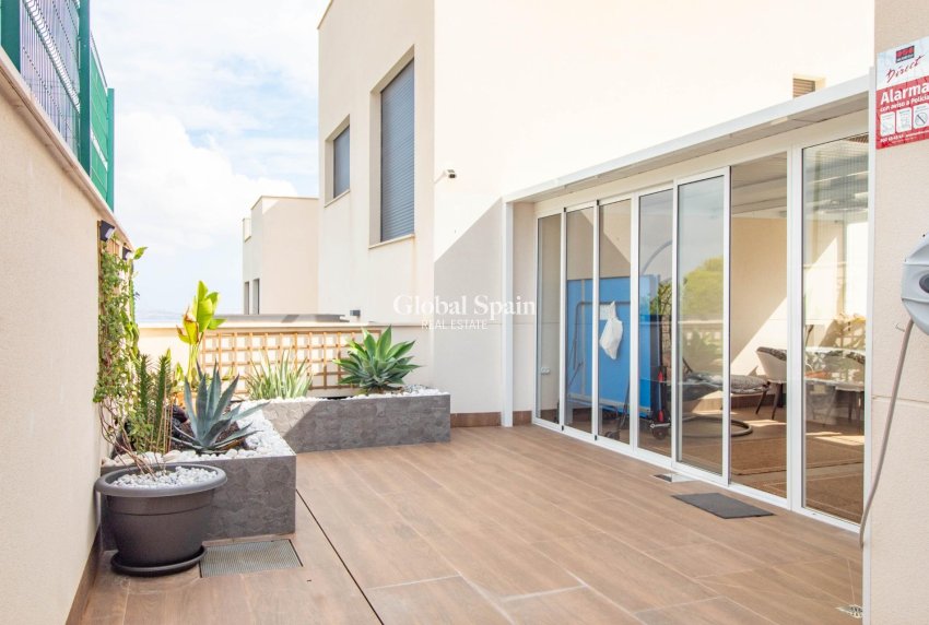 Odsprzedaż - MIESZKANIE -
SAN MIGUEL DE SALINAS - San Miguel de Salinas