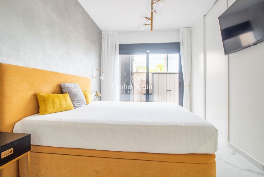 Odsprzedaż - MIESZKANIE -
SAN MIGUEL DE SALINAS - San Miguel de Salinas