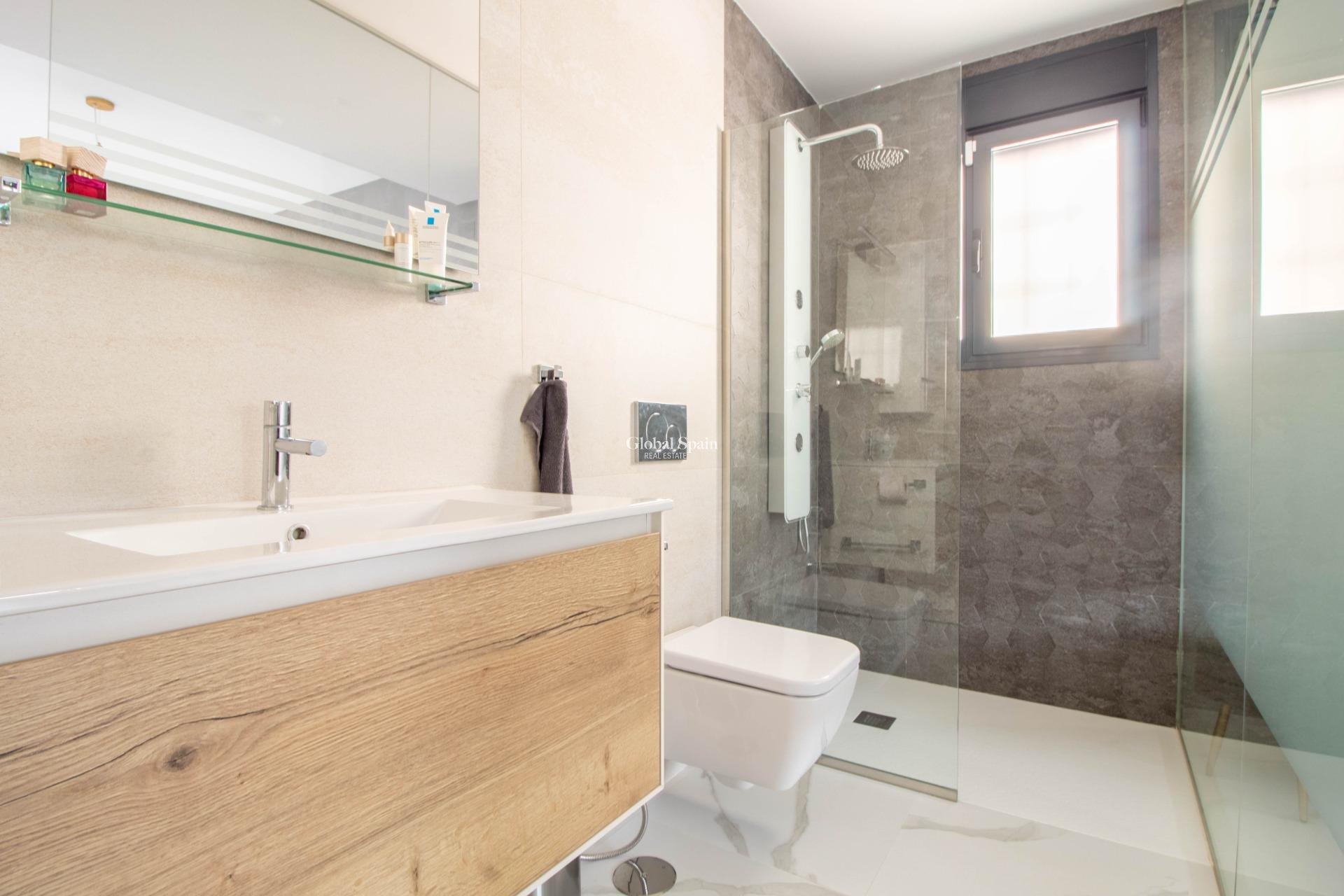 Odsprzedaż - MIESZKANIE -
SAN MIGUEL DE SALINAS - San Miguel de Salinas