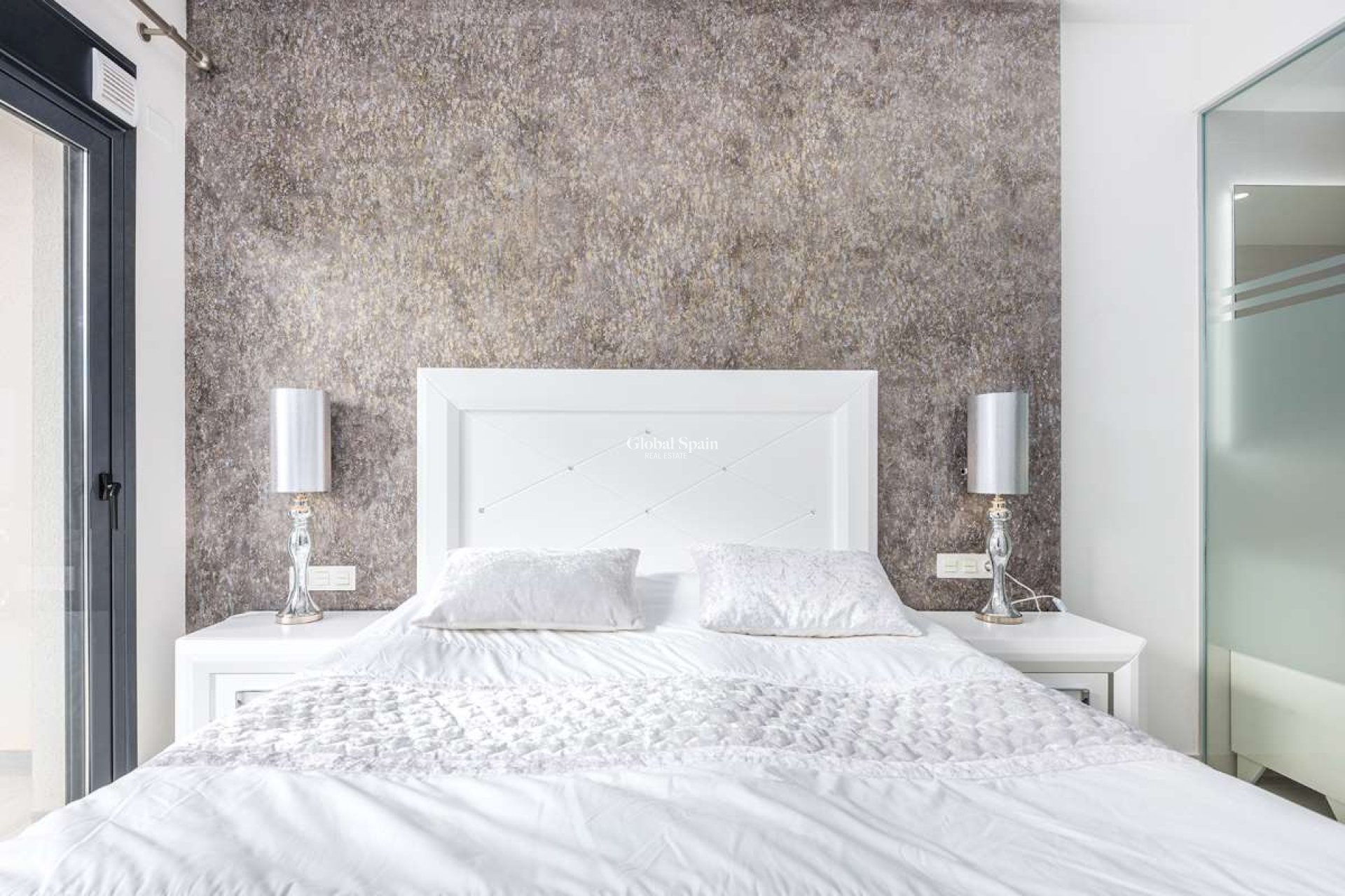 Odsprzedaż - MIESZKANIE -
TORRE DE LA HORADADA - Costa Blanca