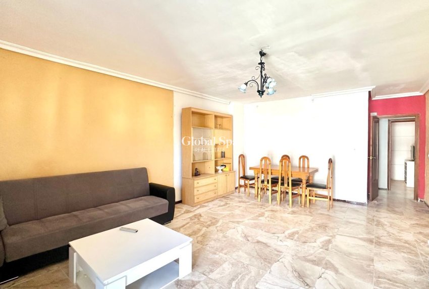 Odsprzedaż - MIESZKANIE -
TORREVIEJA - Acequion