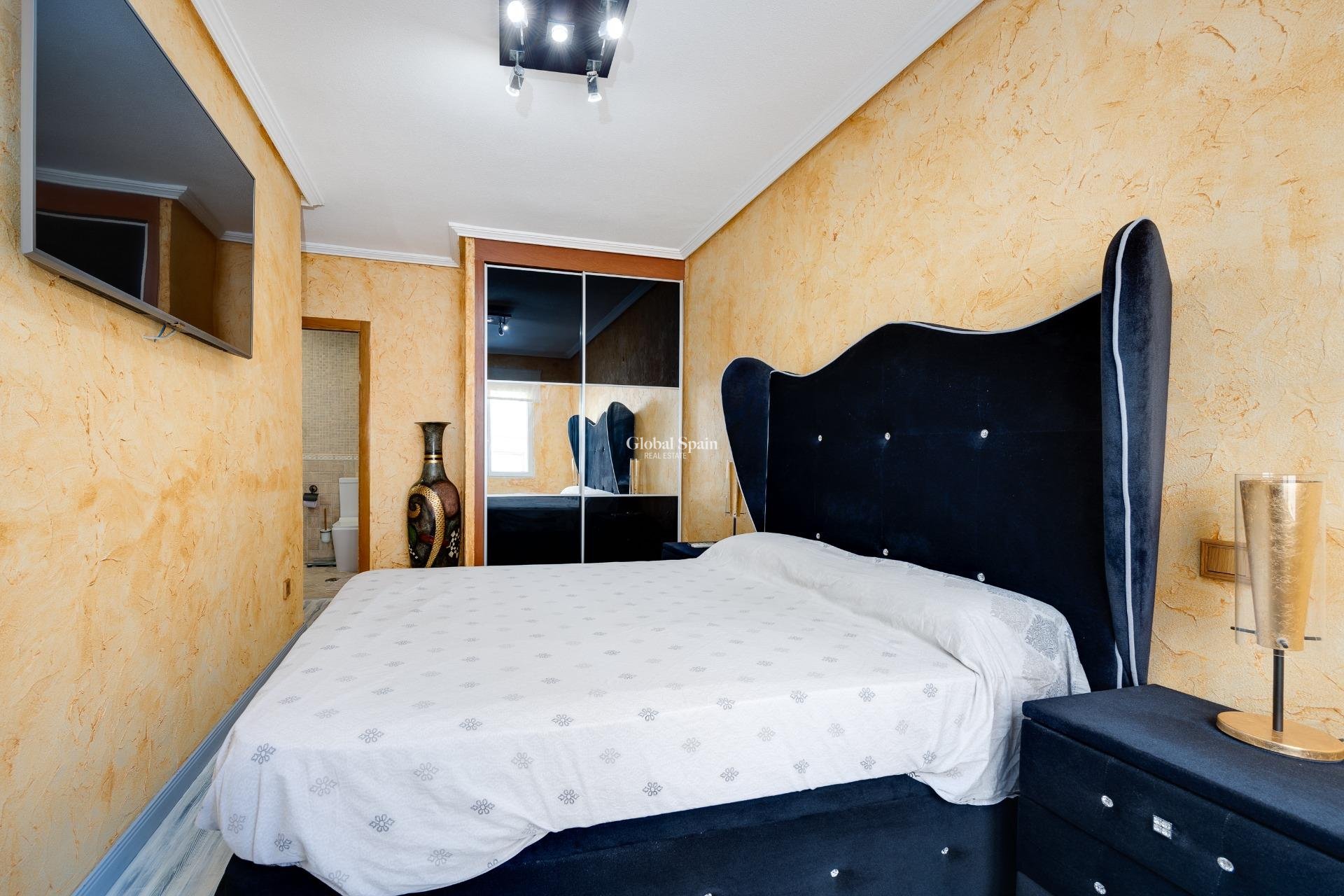 Odsprzedaż - MIESZKANIE -
TORREVIEJA - Acequion