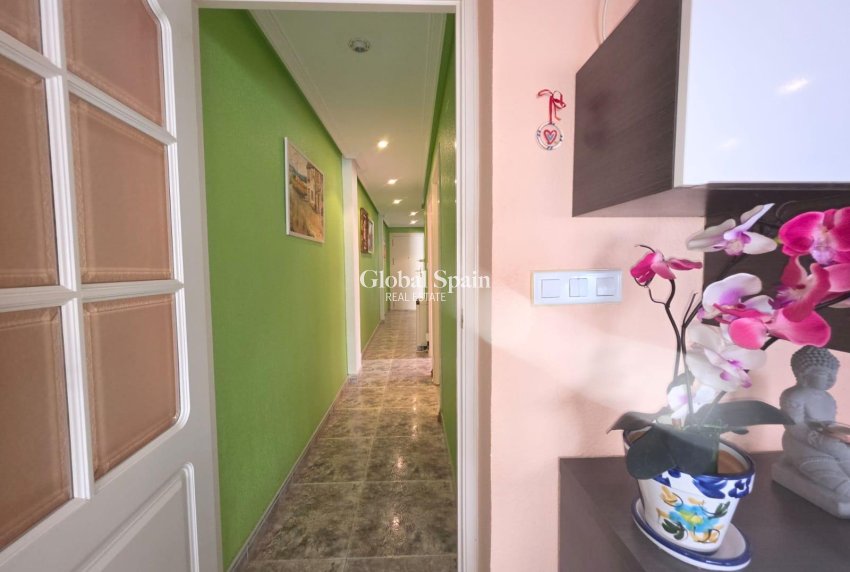 Odsprzedaż - MIESZKANIE -
TORREVIEJA - Acequion