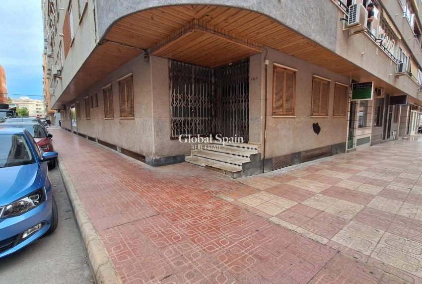 Odsprzedaż - MIESZKANIE -
TORREVIEJA - Acequion