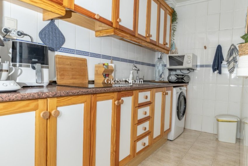 Odsprzedaż - MIESZKANIE -
TORREVIEJA - Acequion