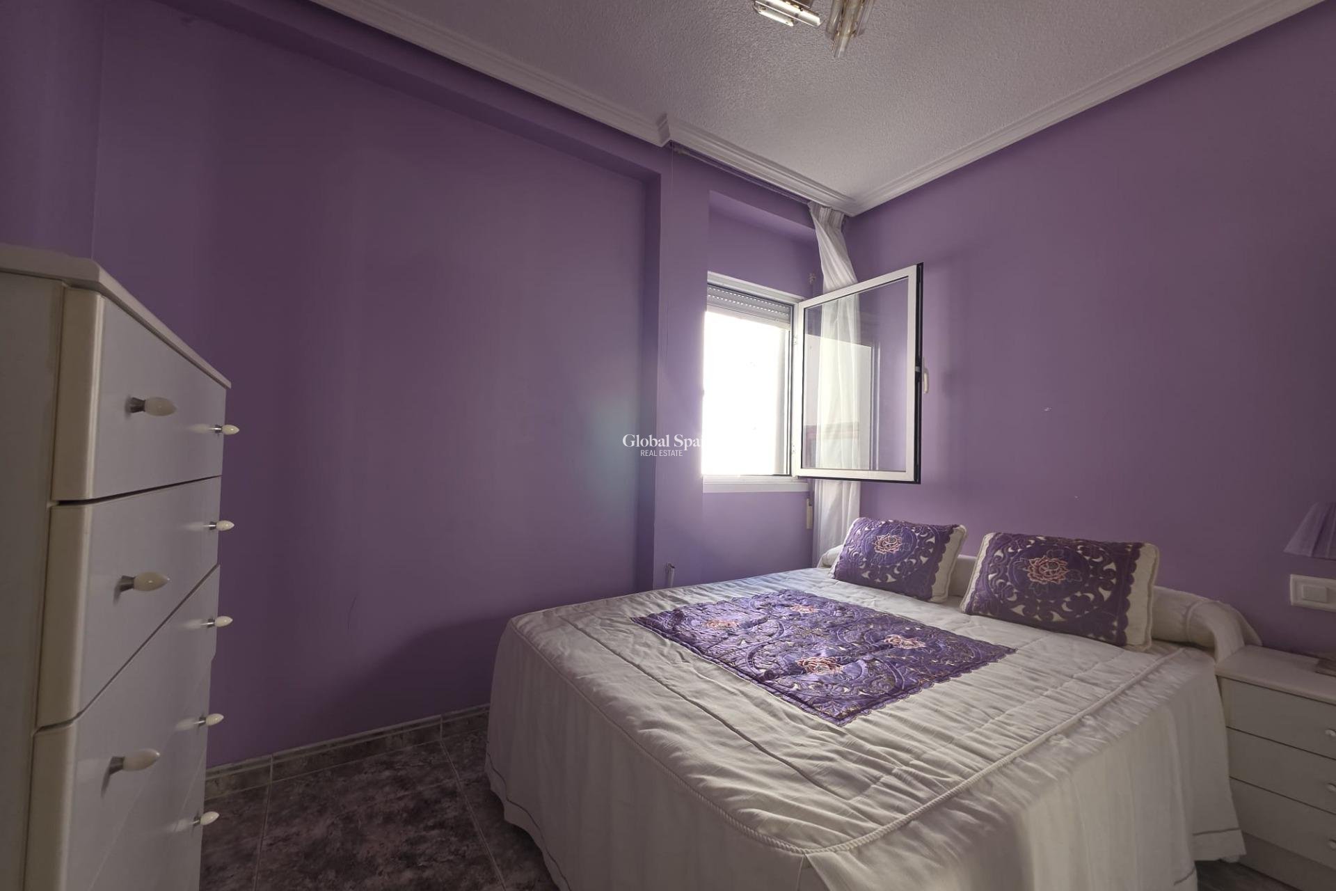 Odsprzedaż - MIESZKANIE -
TORREVIEJA - Acequion