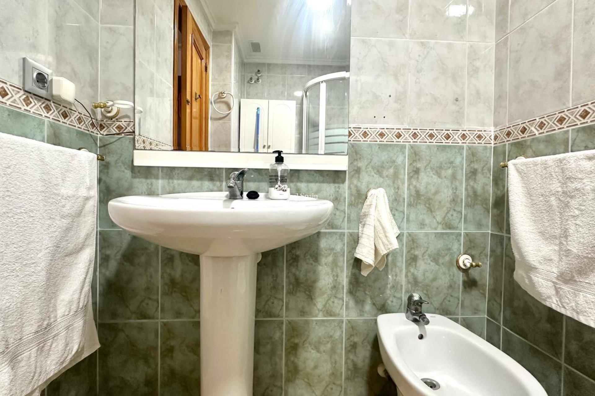 Odsprzedaż - MIESZKANIE -
TORREVIEJA - Acequion