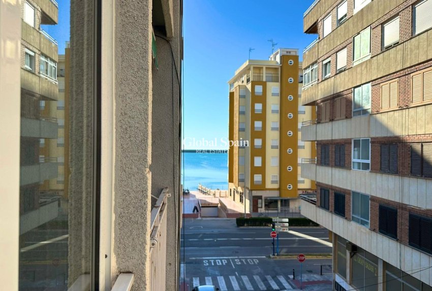 Odsprzedaż - MIESZKANIE -
TORREVIEJA - Acequion