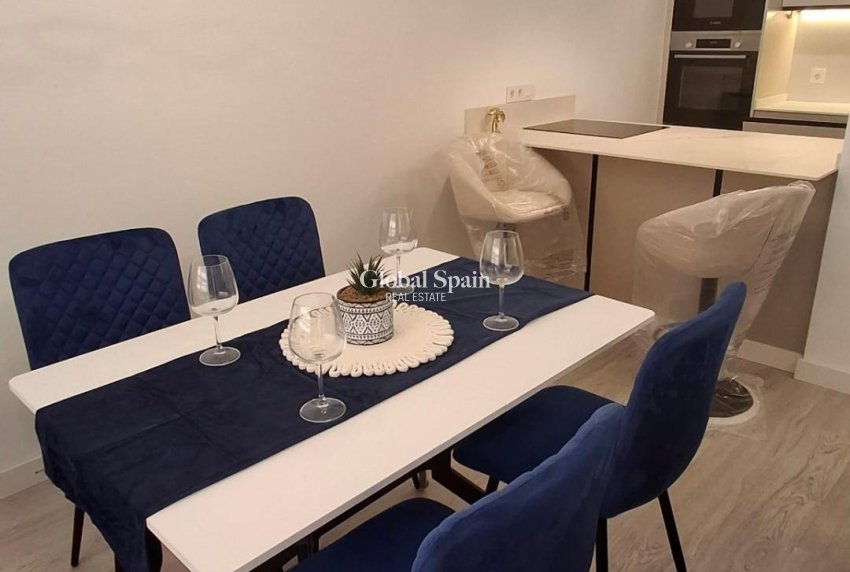 Odsprzedaż - MIESZKANIE -
TORREVIEJA - Acequion