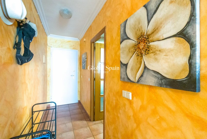 Odsprzedaż - MIESZKANIE -
TORREVIEJA - Acequion