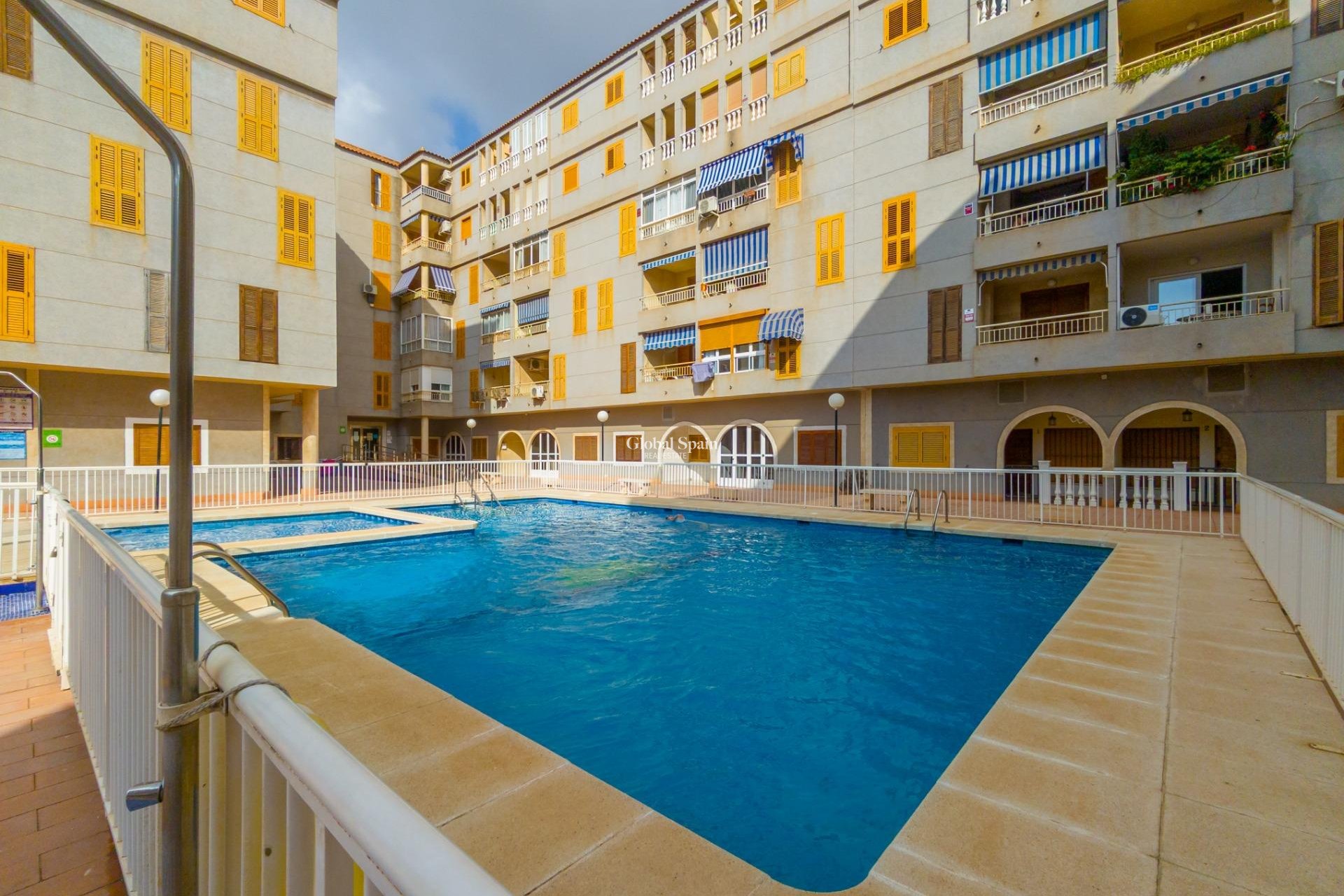 Odsprzedaż - MIESZKANIE -
TORREVIEJA - Acequion