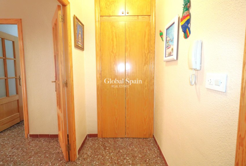 Odsprzedaż - MIESZKANIE -
TORREVIEJA - Acequion