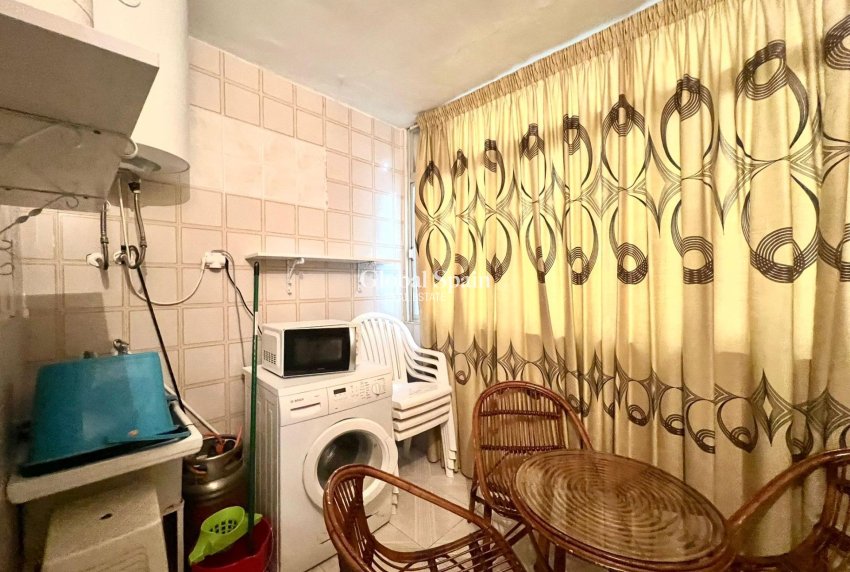 Odsprzedaż - MIESZKANIE -
TORREVIEJA - Acequion