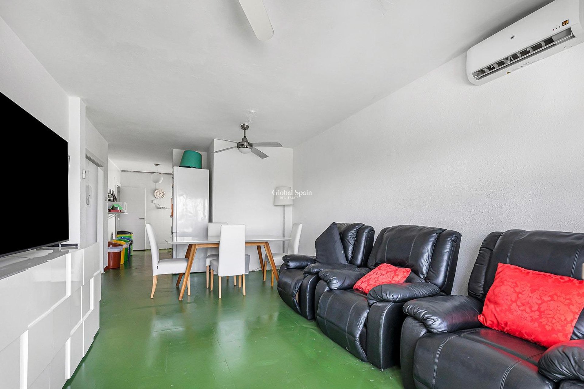 Odsprzedaż - MIESZKANIE -
TORREVIEJA - Acequion