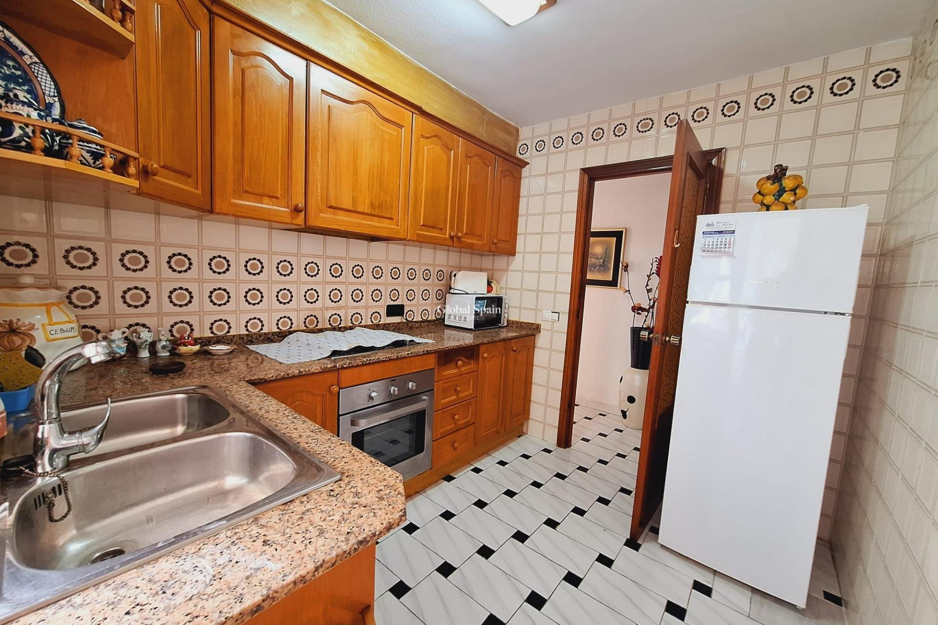 Odsprzedaż - MIESZKANIE -
TORREVIEJA - Acequion