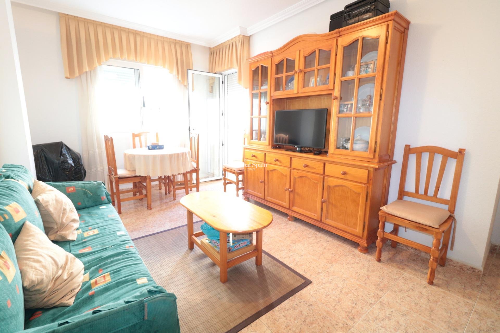 Odsprzedaż - MIESZKANIE -
TORREVIEJA - Acequion