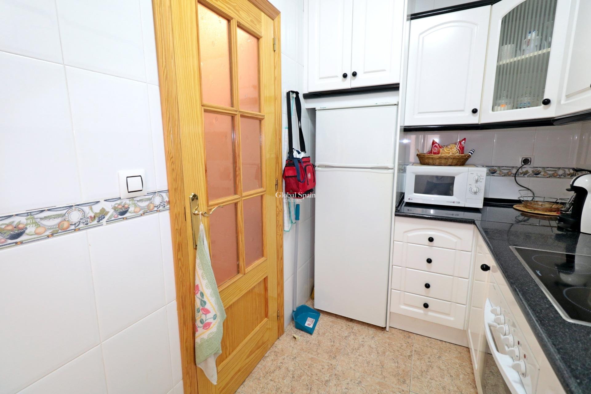 Odsprzedaż - MIESZKANIE -
TORREVIEJA - Acequion
