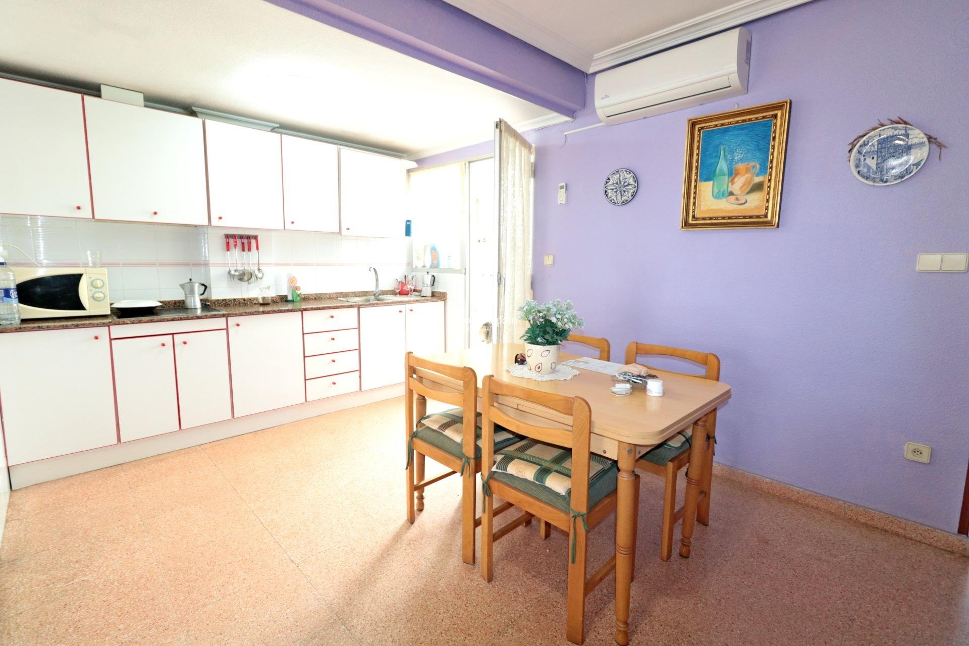 Odsprzedaż - MIESZKANIE -
TORREVIEJA - Acequion