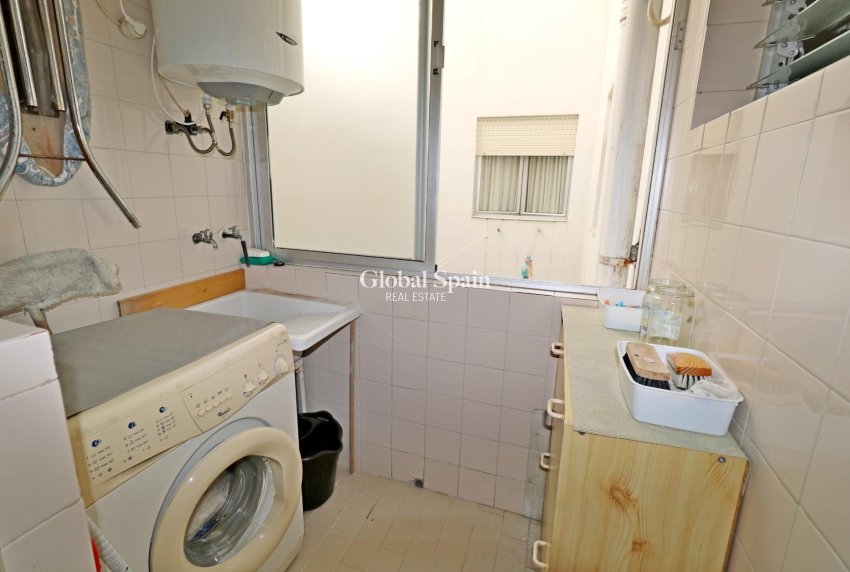 Odsprzedaż - MIESZKANIE -
TORREVIEJA - Acequion
