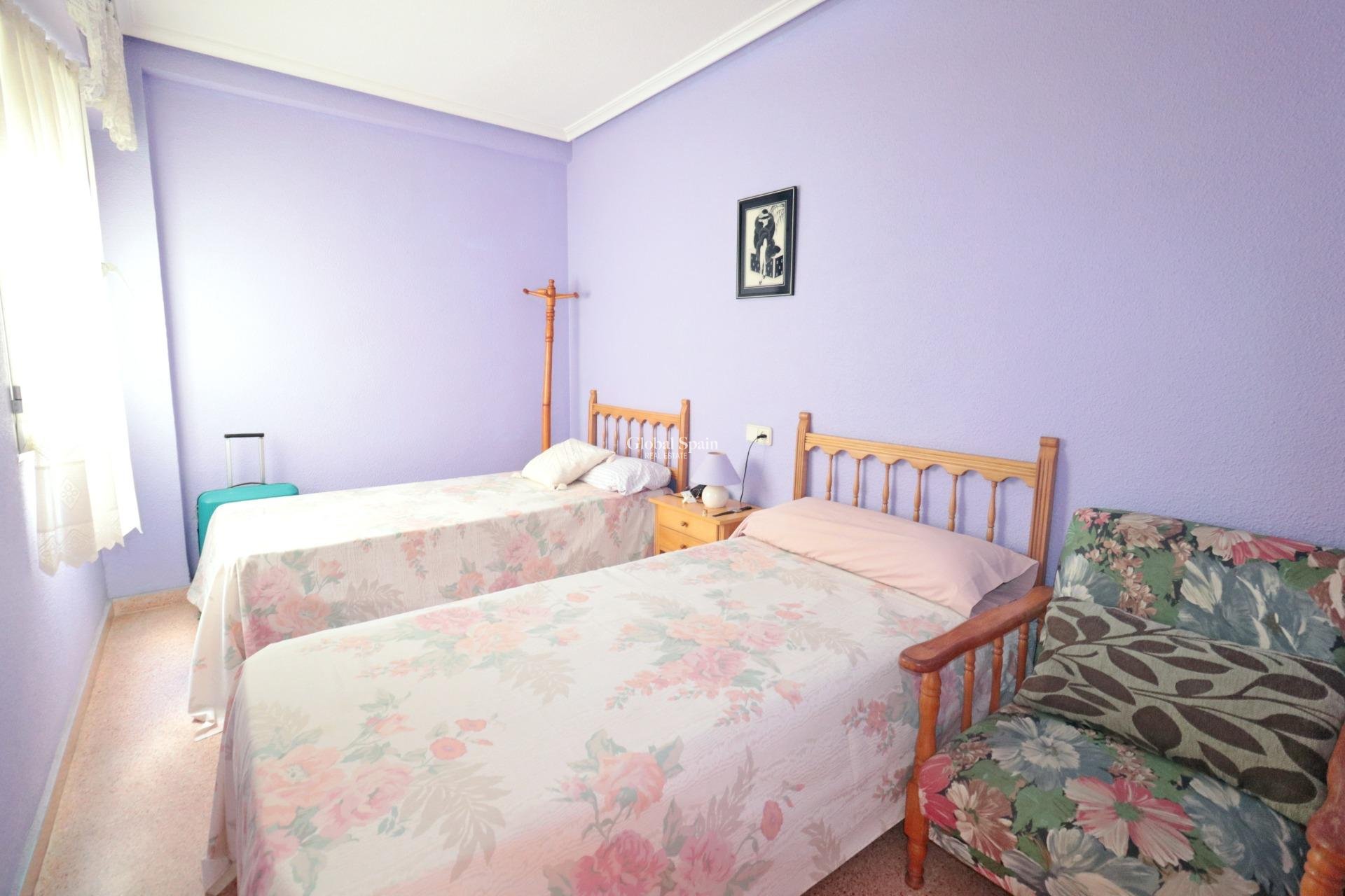 Odsprzedaż - MIESZKANIE -
TORREVIEJA - Acequion
