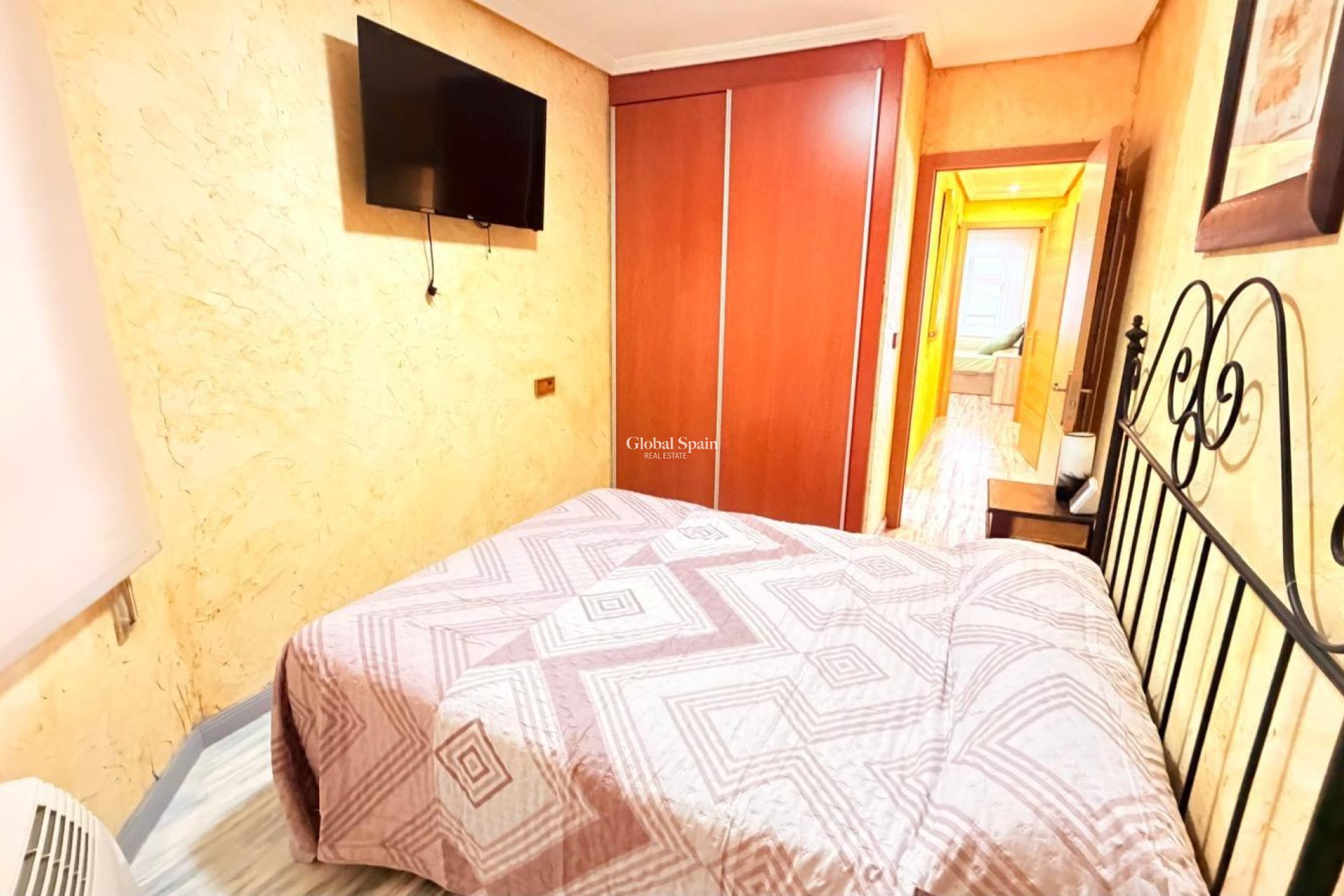 Odsprzedaż - MIESZKANIE -
TORREVIEJA - Acequion