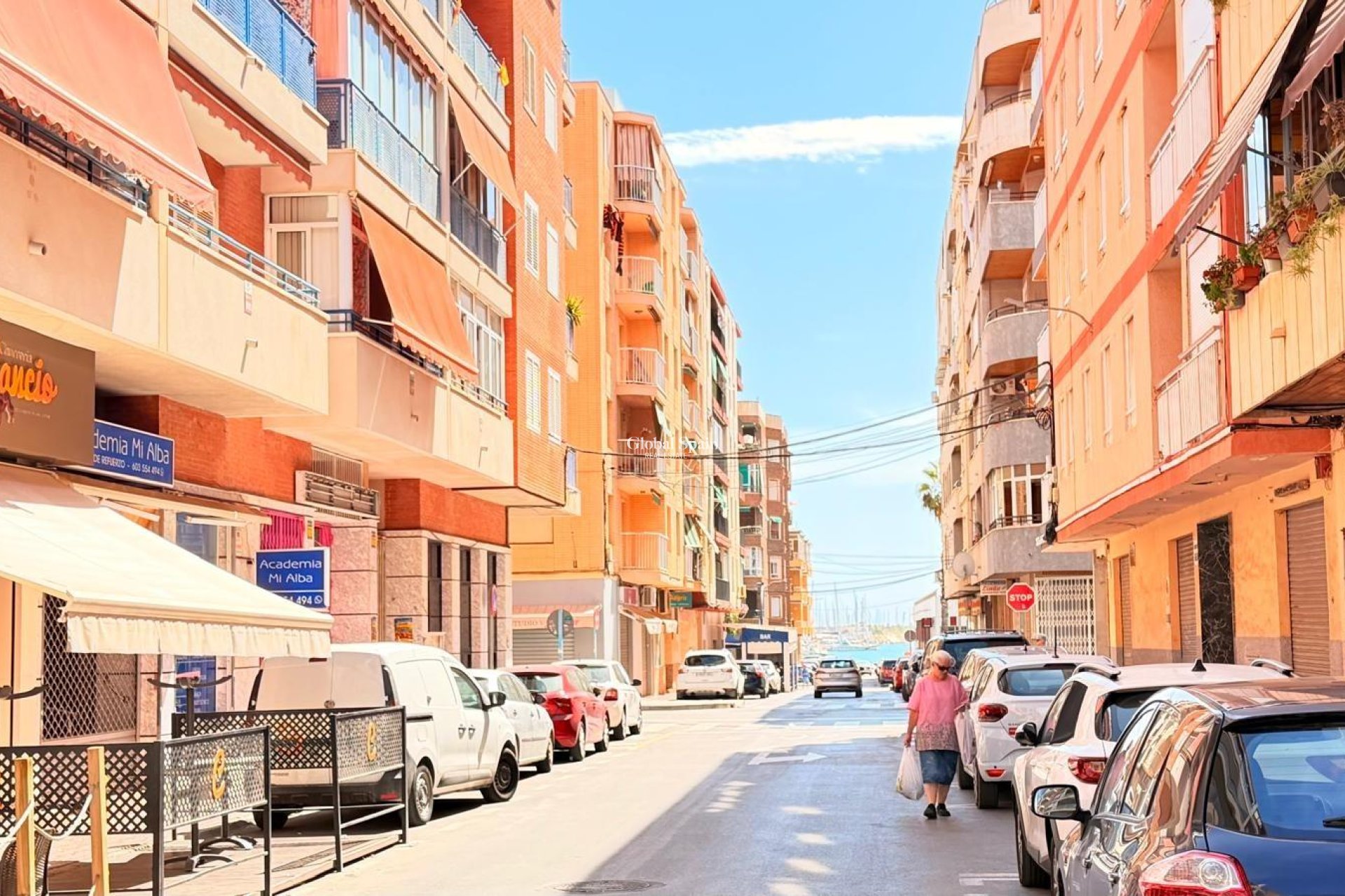 Odsprzedaż - MIESZKANIE -
TORREVIEJA - Acequion