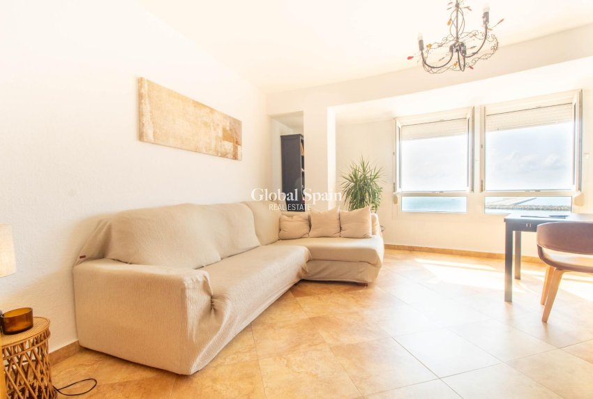 Odsprzedaż - MIESZKANIE -
TORREVIEJA - Acequion