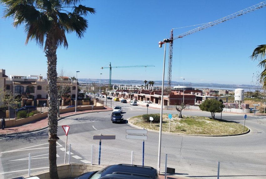 Odsprzedaż - MIESZKANIE -
TORREVIEJA - Aguas Nuevas