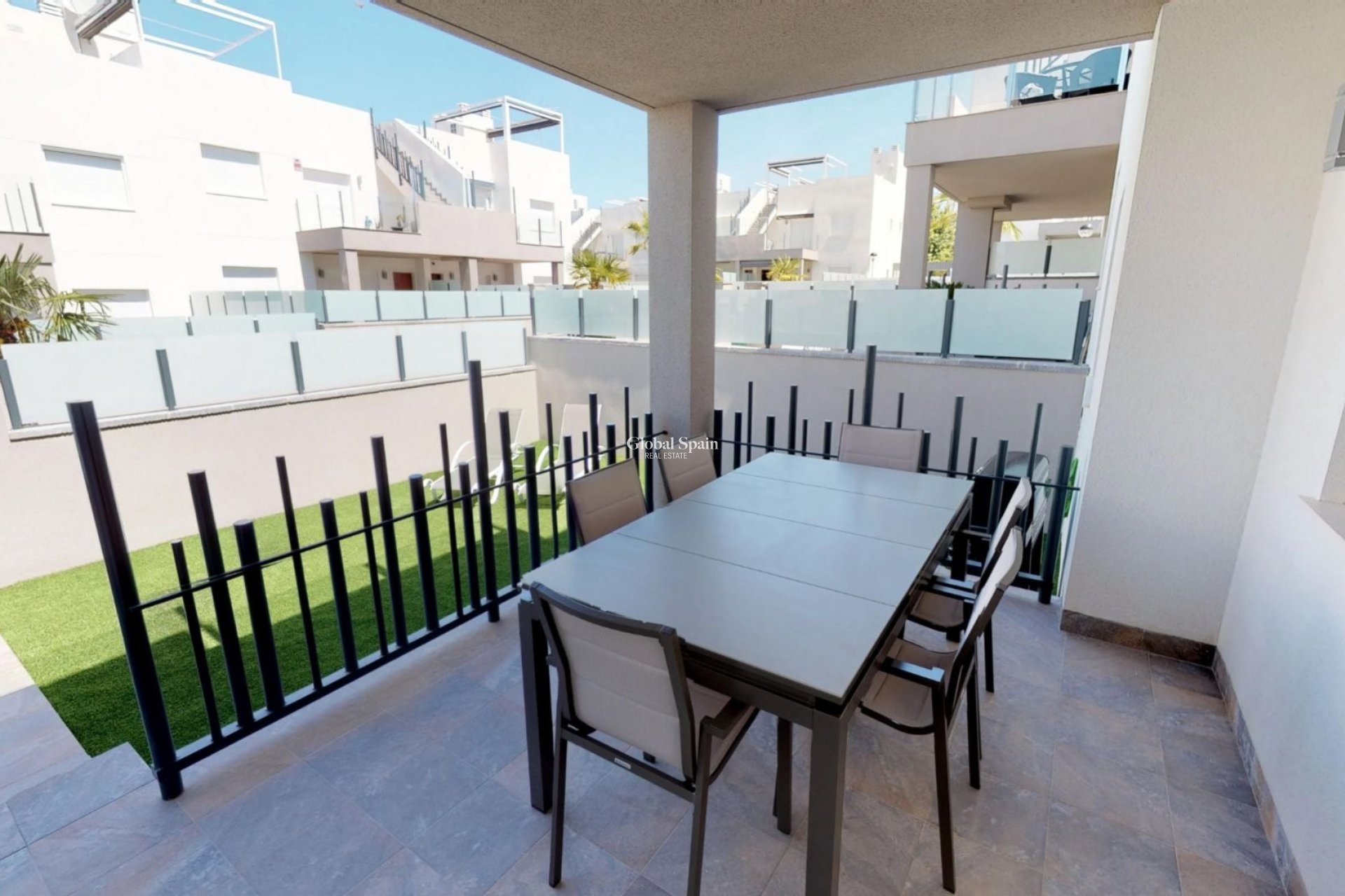 Odsprzedaż - MIESZKANIE -
TORREVIEJA - Aguas Nuevas