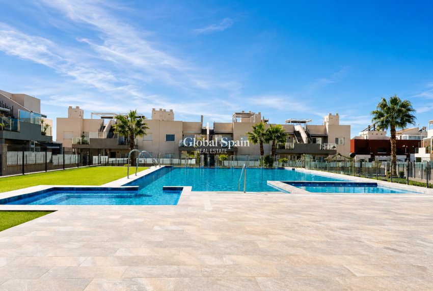 Odsprzedaż - MIESZKANIE -
TORREVIEJA - Aguas Nuevas