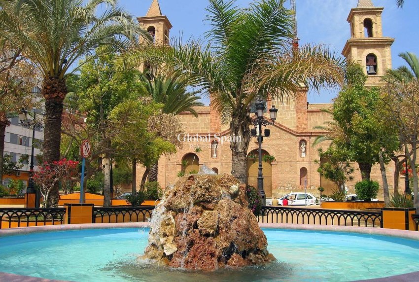 Odsprzedaż - MIESZKANIE -
TORREVIEJA - Aguas Nuevas