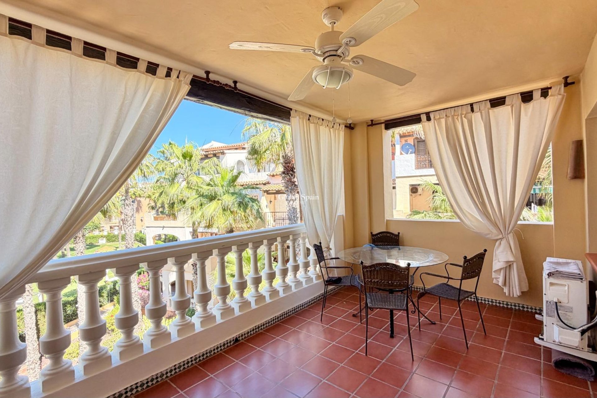 Odsprzedaż - MIESZKANIE -
TORREVIEJA - Aldea del mar