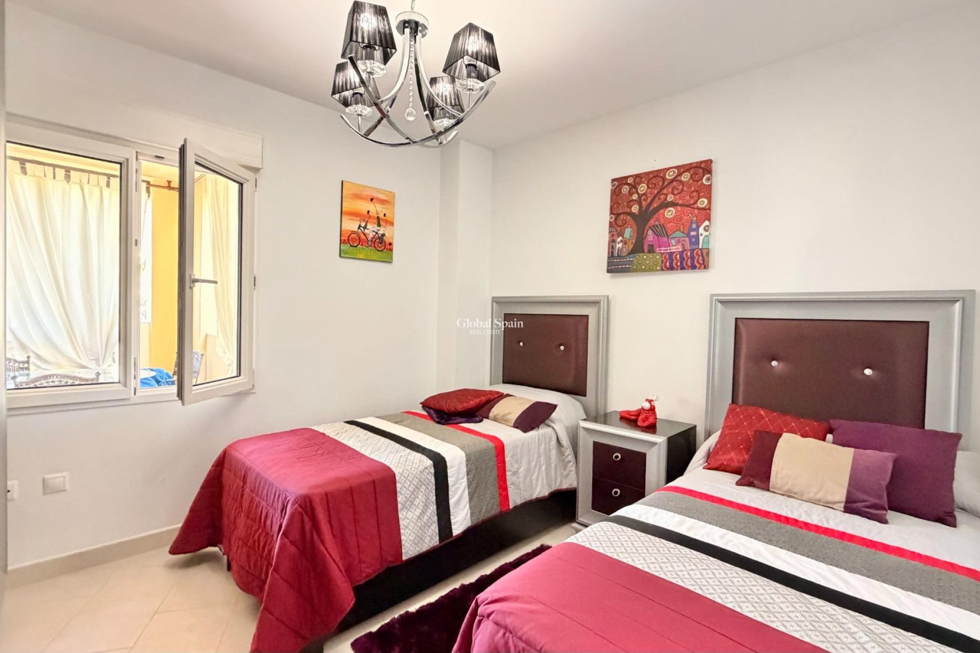 Odsprzedaż - MIESZKANIE -
TORREVIEJA - Aldea del mar