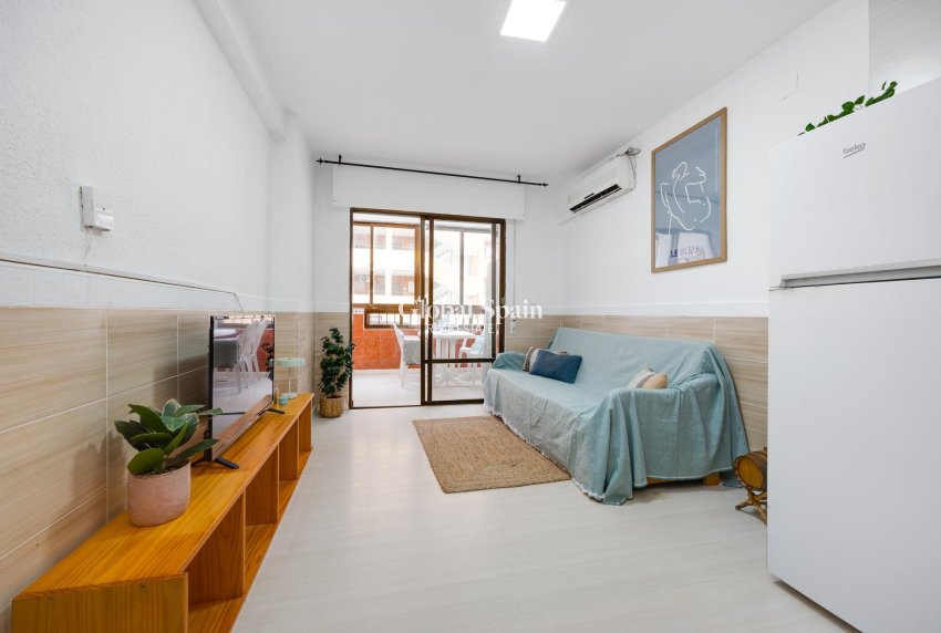 Odsprzedaż - MIESZKANIE -
TORREVIEJA - Cabo Cervera