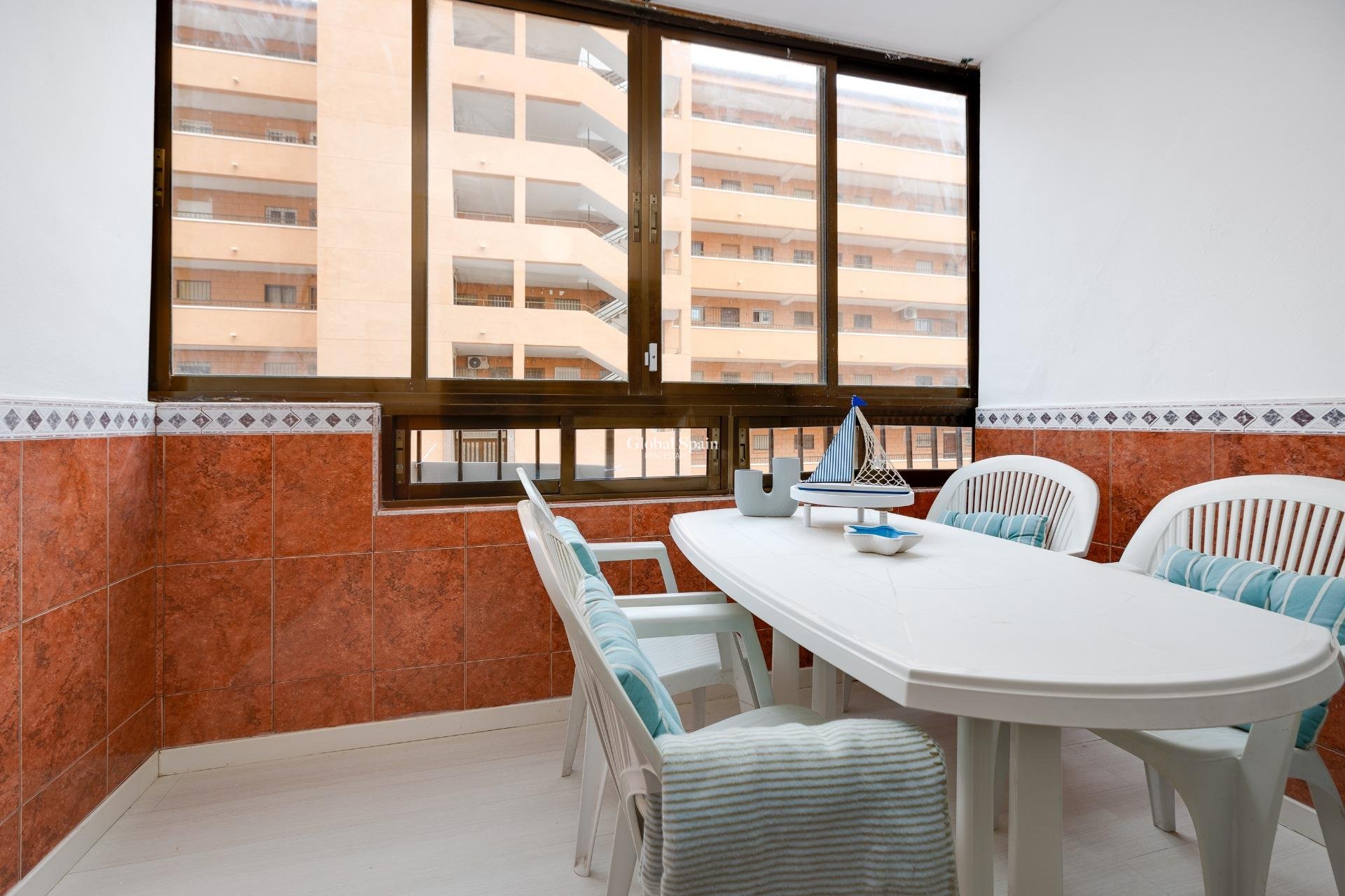 Odsprzedaż - MIESZKANIE -
TORREVIEJA - Cabo Cervera