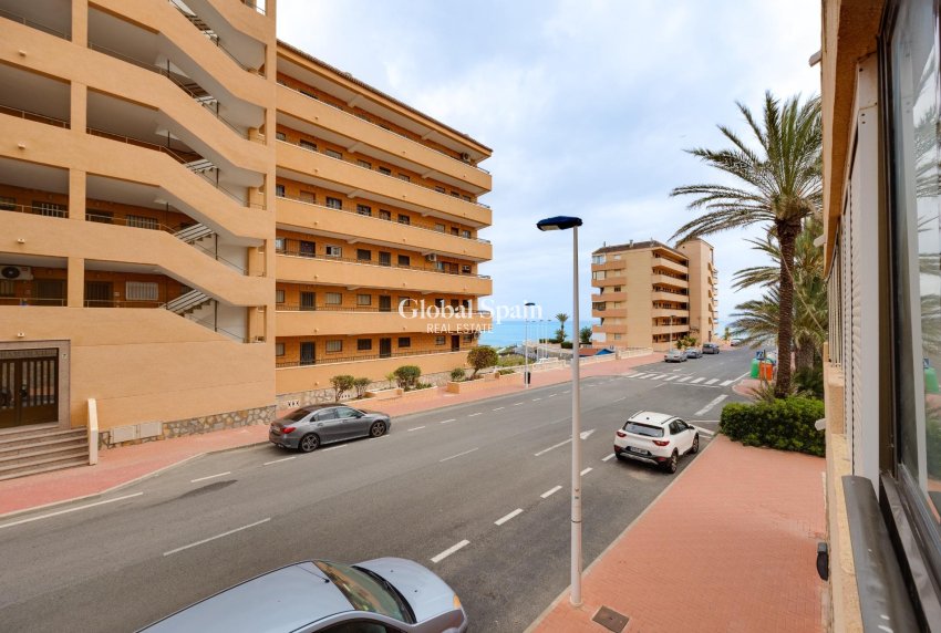 Odsprzedaż - MIESZKANIE -
TORREVIEJA - Cabo Cervera