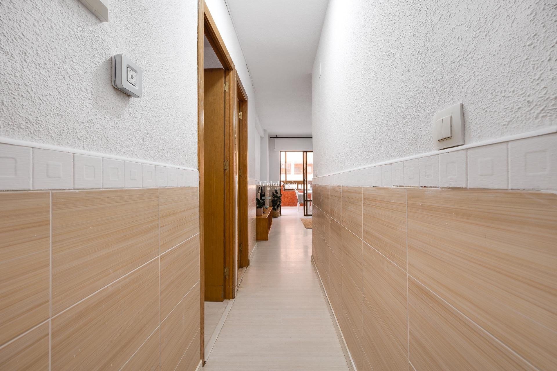 Odsprzedaż - MIESZKANIE -
TORREVIEJA - Cabo Cervera