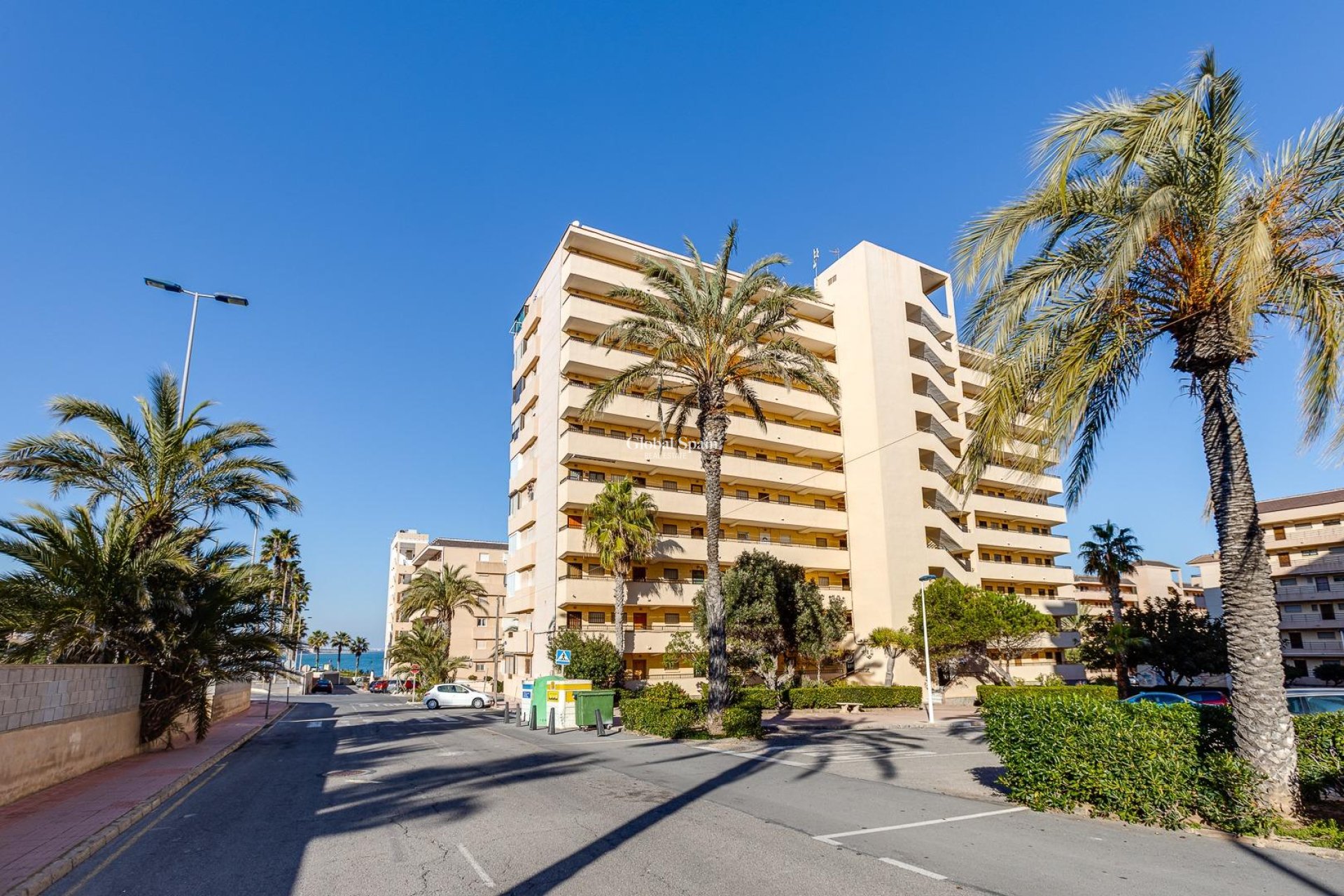 Odsprzedaż - MIESZKANIE -
TORREVIEJA - Cabo Cervera
