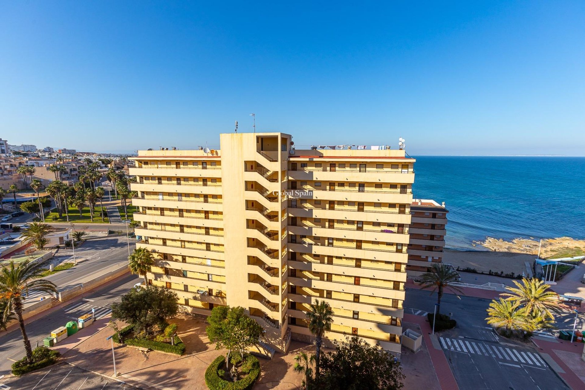 Odsprzedaż - MIESZKANIE -
TORREVIEJA - Cabo Cervera