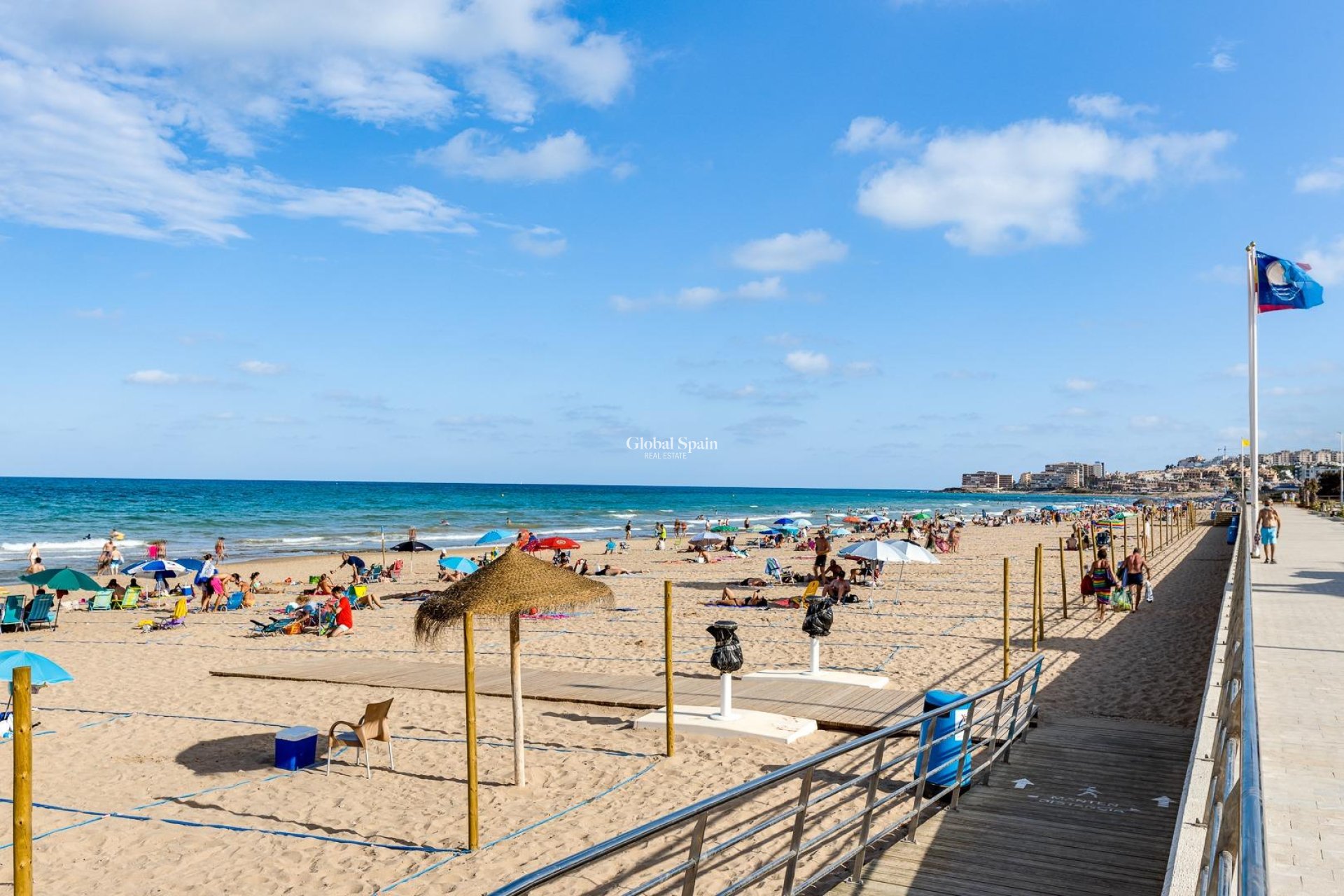 Odsprzedaż - MIESZKANIE -
TORREVIEJA - Cabo Cervera