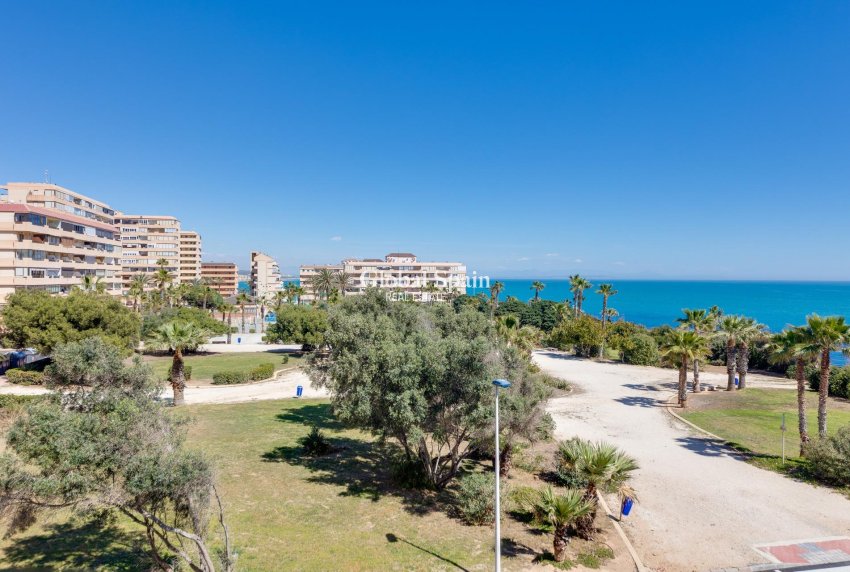 Odsprzedaż - MIESZKANIE -
TORREVIEJA - Cabo Cervera
