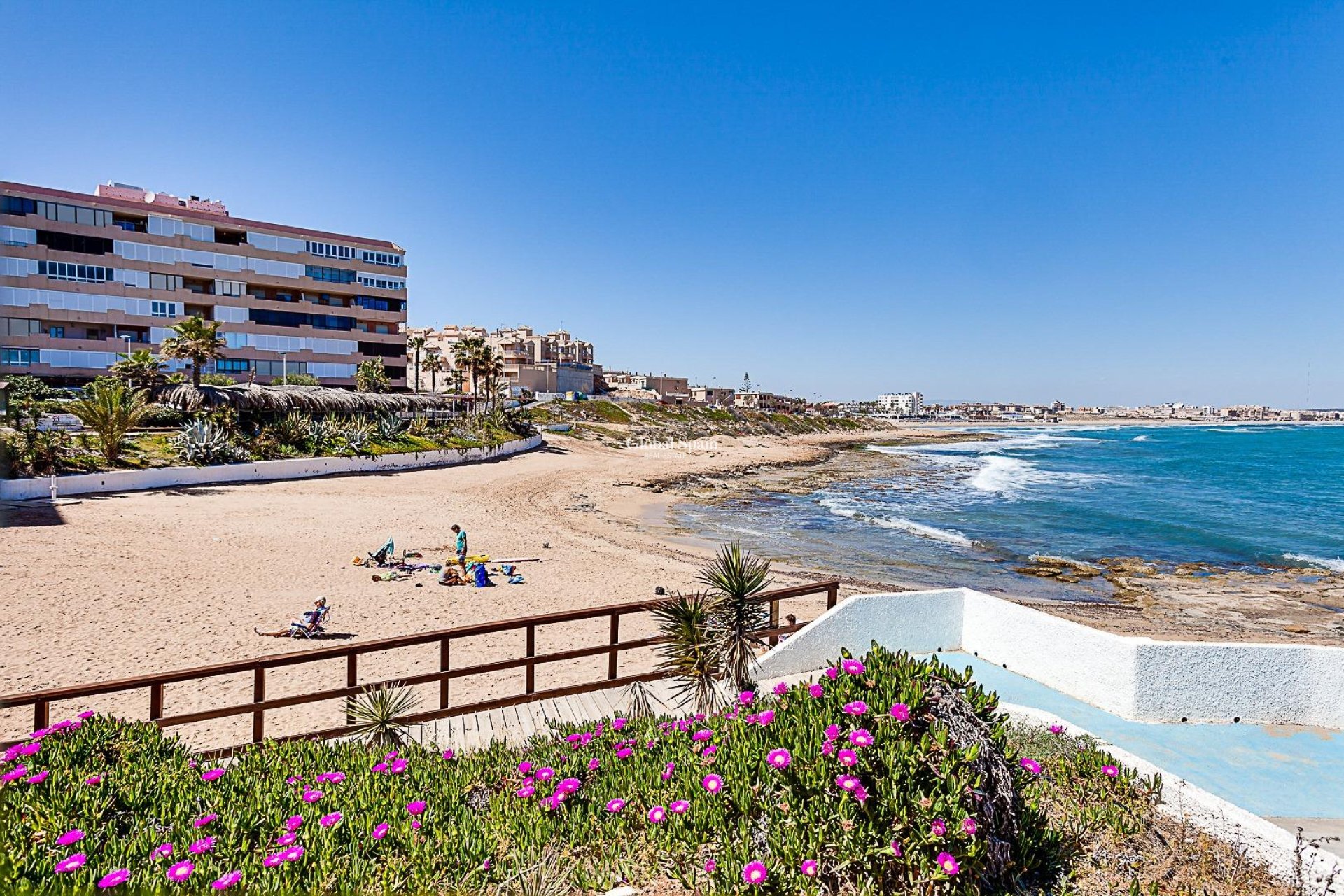 Odsprzedaż - MIESZKANIE -
TORREVIEJA - Cabo Cervera
