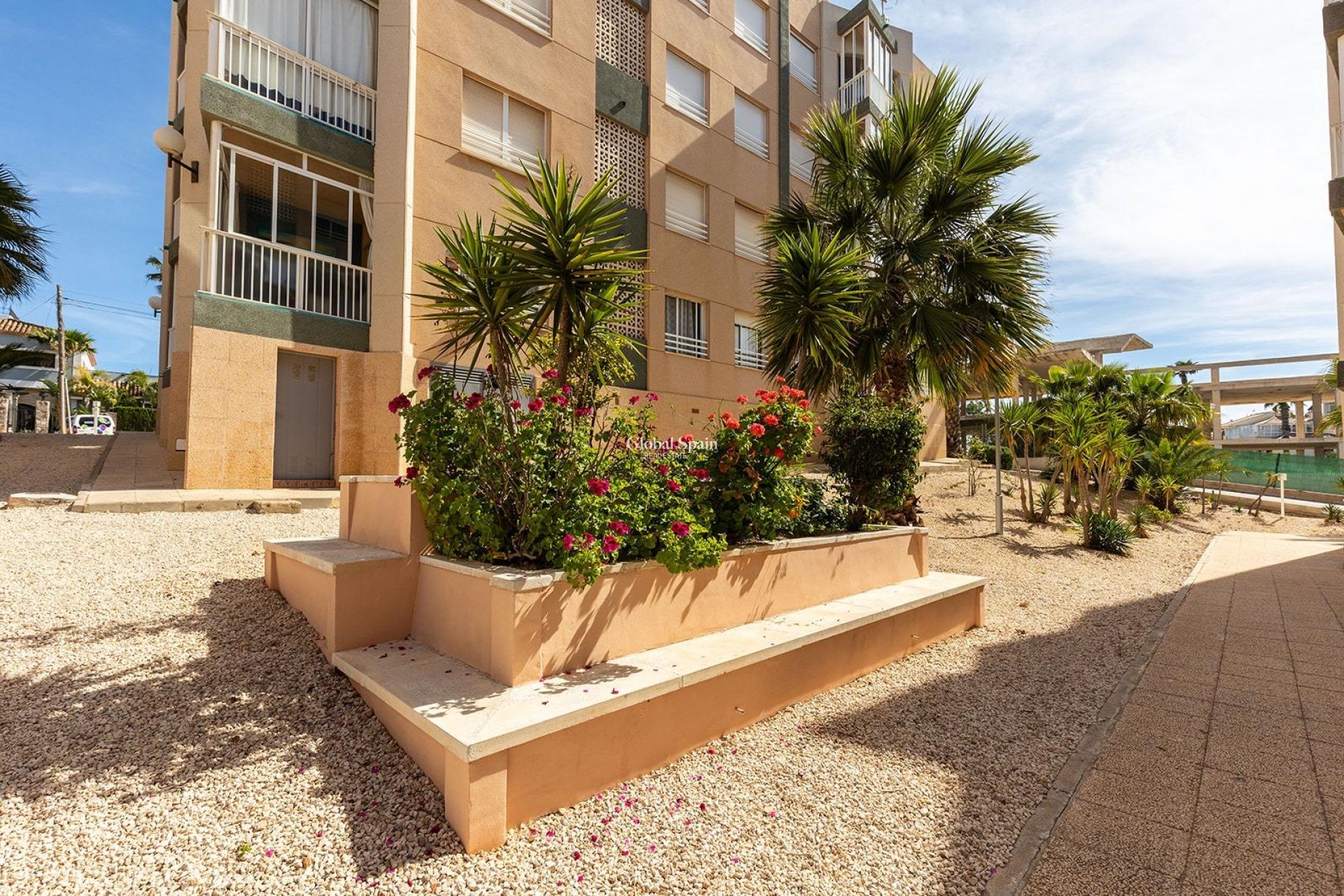 Odsprzedaż - MIESZKANIE -
TORREVIEJA - Cabo Cervera