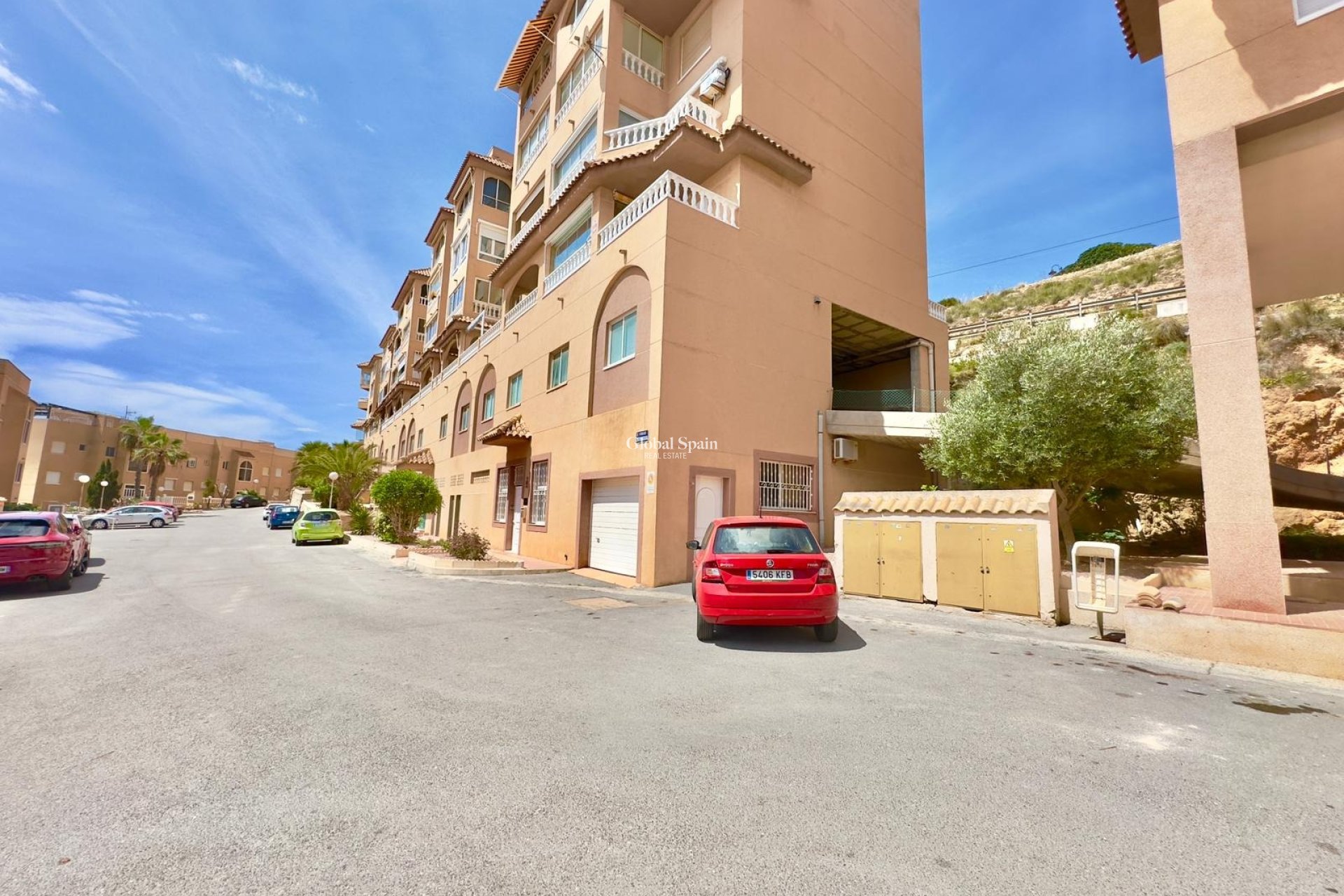 Odsprzedaż - MIESZKANIE -
TORREVIEJA - Cabo Cervera